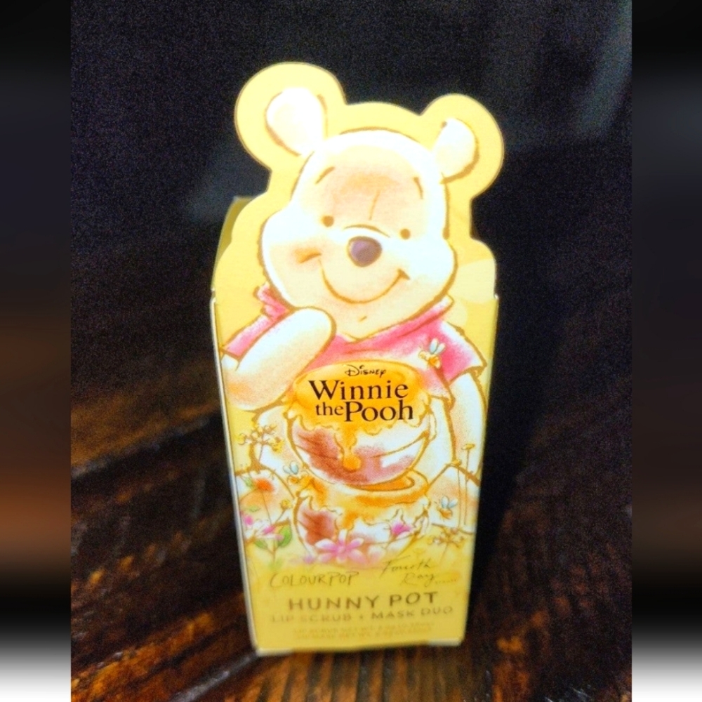 Colourpop Winnie the Pooh Hunny Pot lip scrub mask duo- brand new